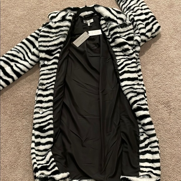Stoosh Zebra Print Faux Fur Coat - Picture 7 of 7